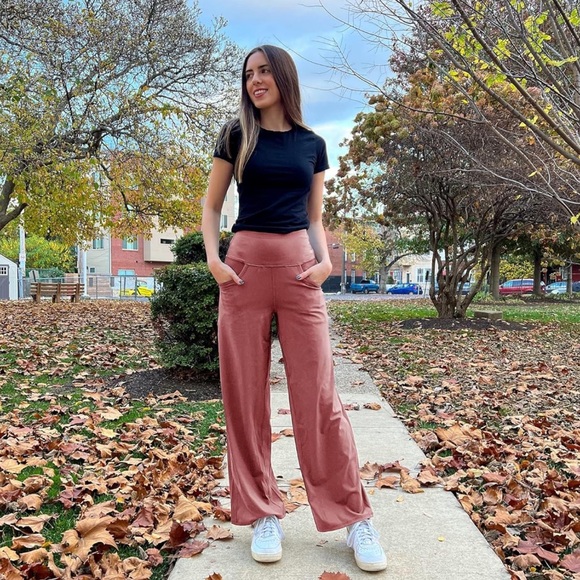 NWT Wide Leg Pants/Yoga Pants With Pockets - Size S - Picture 5 of 9